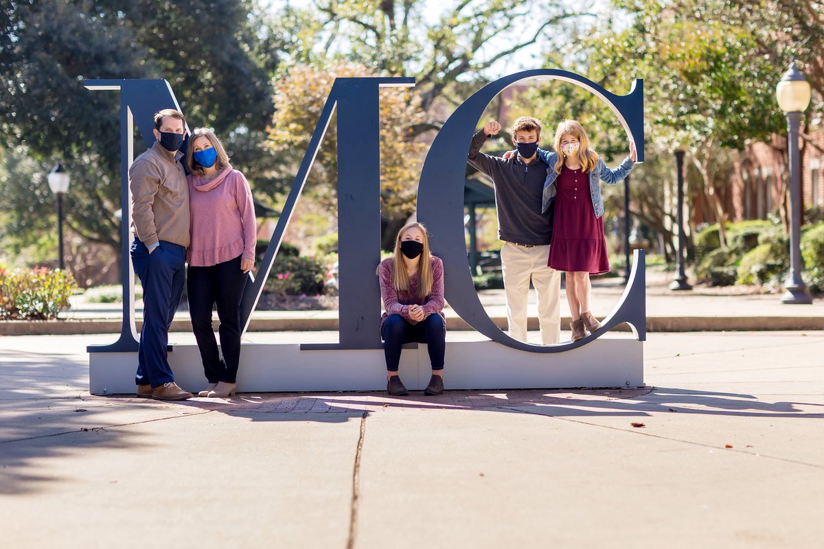 Blake Thompson tweet media