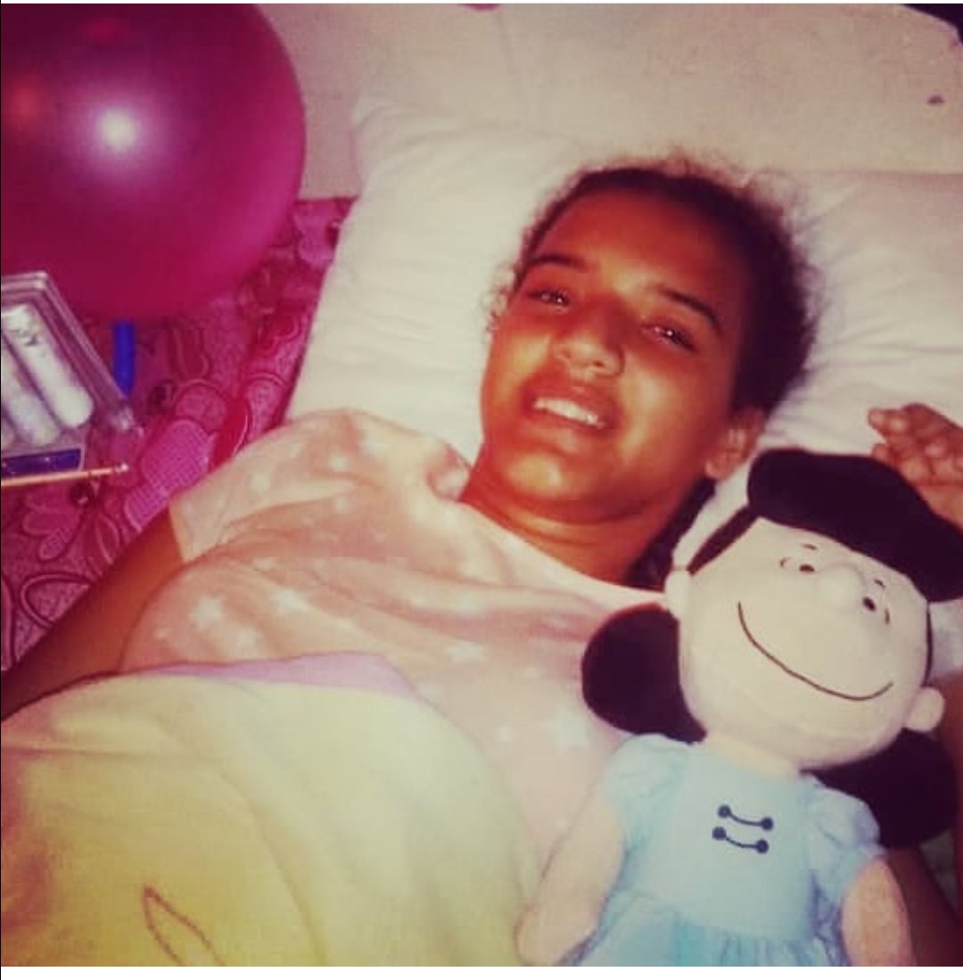 NersimarR's tweet photo. Buenas tardes ,yo Stefanny quiero darles las gracias a todos los que hicieron posible mi sueño de ser operada ,por apoyar mi campaña sus bendiciones y buenos deseos . Estoy en recuperación en casa  me siento muy bien y feliz ☺️ https://t.co/ZnhhD075hS