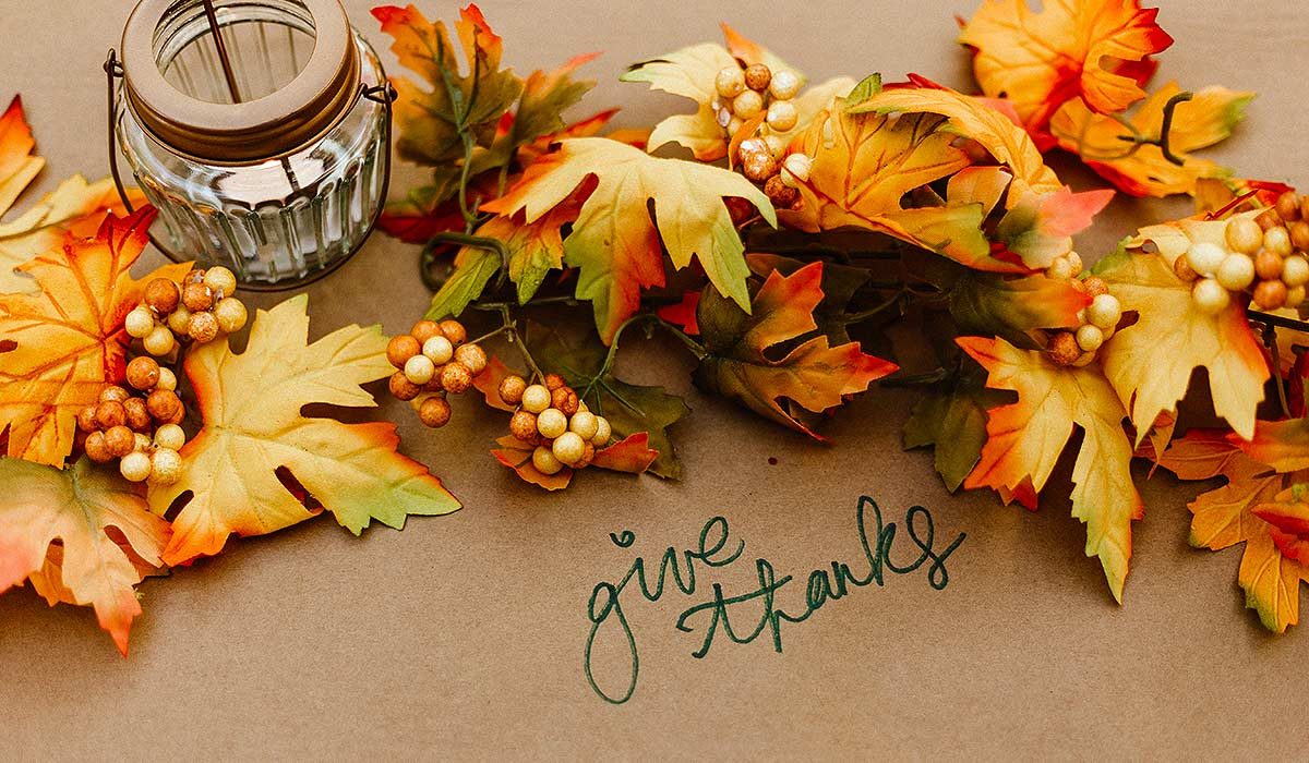 orpineinc's tweet photo. This holiday season we are especially thankful for our essential workers and our healthcare workers for helping us through this pandemic. Wishing everyone a happy and safe thanksgiving! #Thanksgiving2020 #Thankful #HealthcareHeroes #EssentialWorkersHeroes #seasonofgiving https://t.co/Yz74UQ37pz