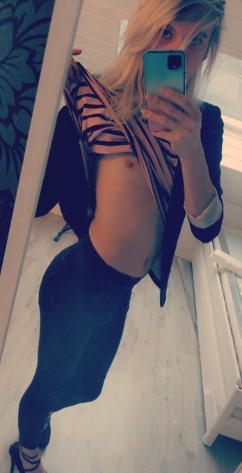 2 pic. Well so my boss said he wants to talk to me in private in his office. Wonder what it's gonna be