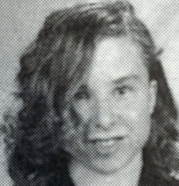 Penculikan Pertama MangsaMichelle KnightKejahatan keji Ariel dalam kes penculikan bermula dengan seorang ibu muda berusia 21 tahun bernama Michelle Knight pada tahun 2002. Pada 23 Ogos 2002, Michelle yg ketika itu berusia 21 tahun sedang dlm perjalanan ke jabatan kebajikan+