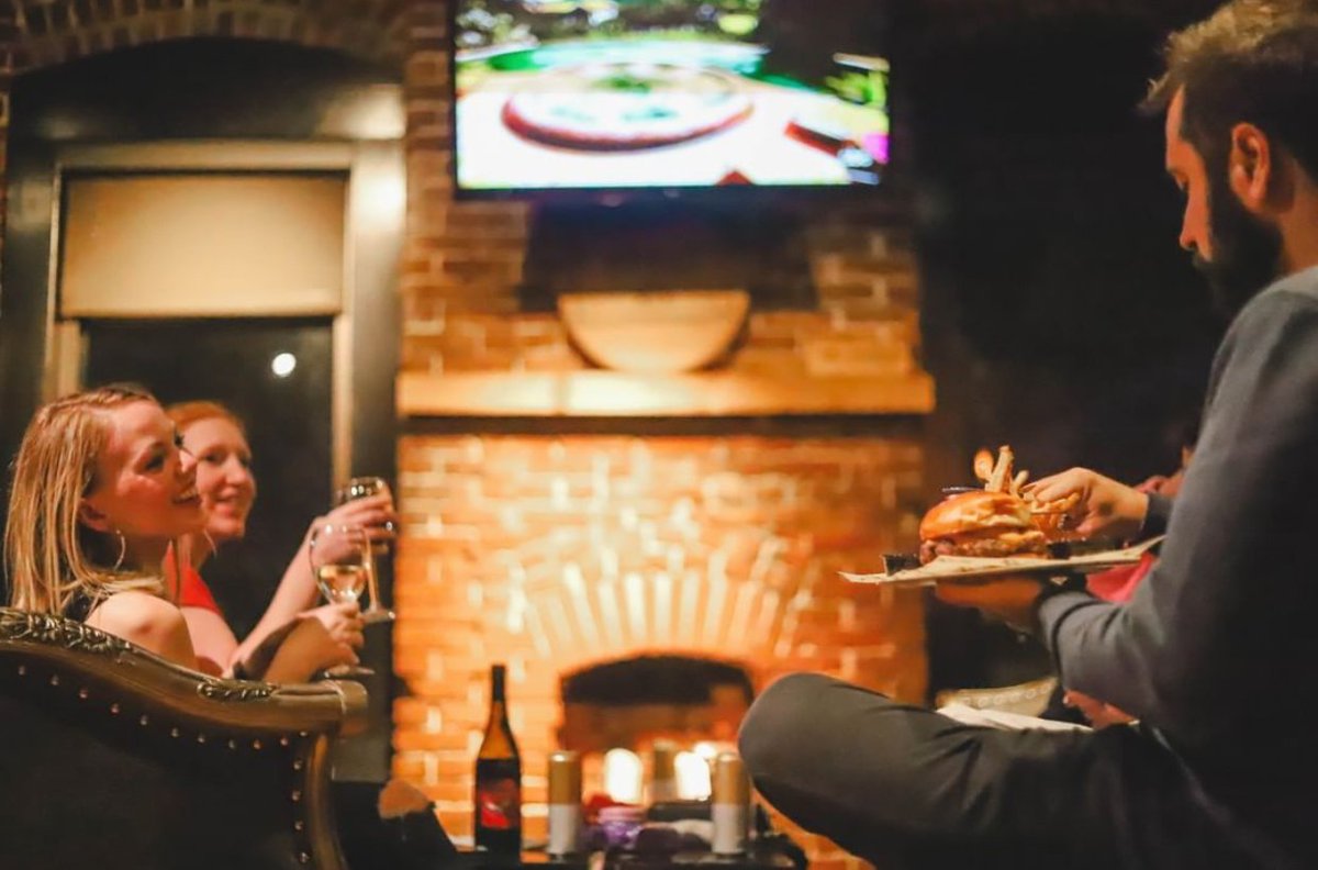 Local Gastropub tweet media