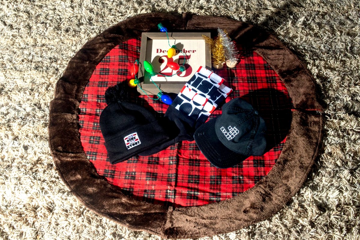 ElleRougeEvents's tweet photo. 🔥Holiday Collection 2020 is HERE! 20% off your entire purchase with NRNS20 promo code

All sizes available 

...join our tribe of risk takers! https://t.co/0nbhkbwGSU