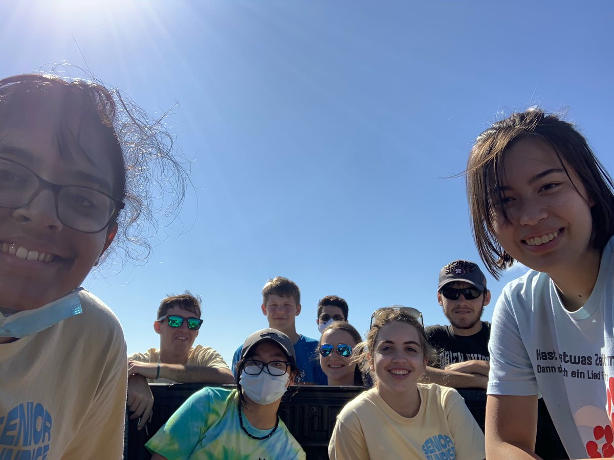 MsChereb's tweet image. Thankful for NHS and the students that volunteer and truly love our community! #bwood #bucpride #cherebskidz