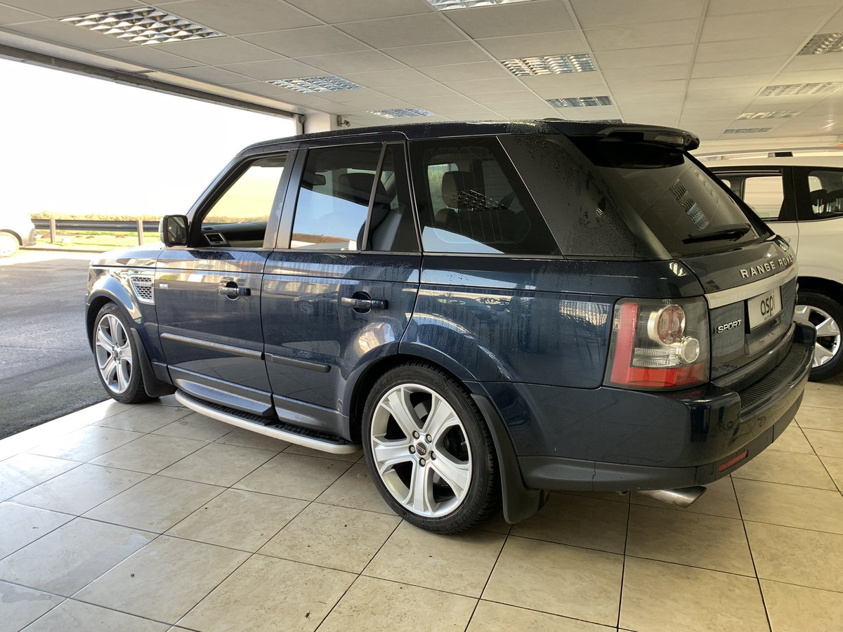 ExecutiveTints's tweet photo. RangeRover sport completed for @Aspicars #executivetintsltd #executivewindowfilms #tints #windowfilm #darksmoke #tintedcars https://t.co/cYPQPvBn1q