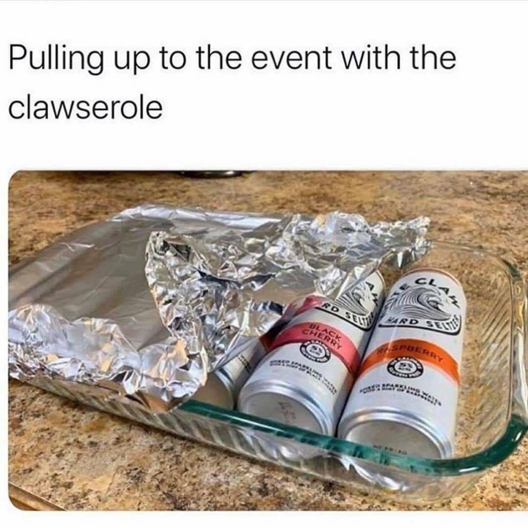 When a #WVU student brings a dish for thanksgiving! 😂🥴

 #wvucrushes #HappyThanksgiving