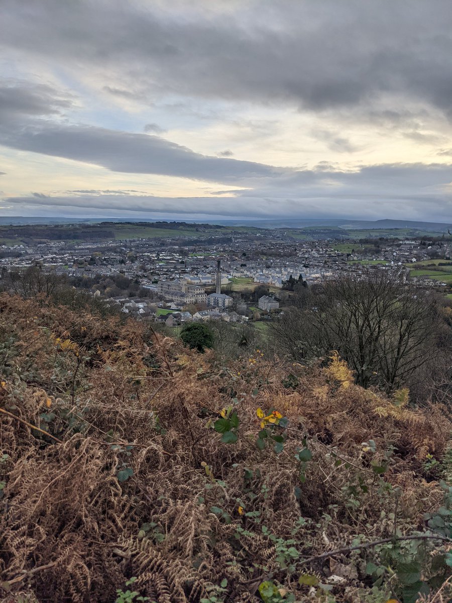 PaulCoopOSC's tweet photo. All this 15 minutes away from my appartment! Much needed time off before the festive period! 🎄 #staycasion #Yorkshire #Wessenden #BeaumontPark #Longwood #Huddersfield https://t.co/yInrkxuf0q