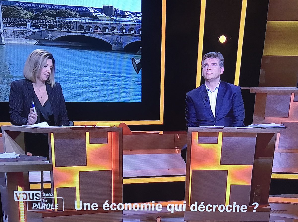 La gérante du magasin de vêtements sur @France2tv #VALP qui demande que les « assurances paient »
Elle a peut-être lu la note Gambetta de <a href="/thomas_guenole/">Dr Thomas Guénolé</a> et <a href="/dav_cayla/">David Cayla</a> pour une nouvelle taxe Briand 🧐