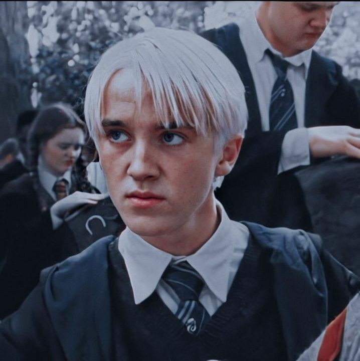 favwhiteboys's tweet photo. sta arrivando, come ci sentiamo? #HarryPotter https://t.co/3hoMsSSVjb