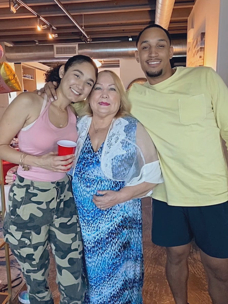 CoachMikeAB's tweet photo. Thankful ❤️❤️❤️ https://t.co/Y77Lv83uth