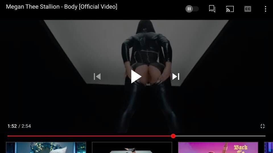 _iamafrodite's tweet photo. Soooo nobody gonna talk about how Black Chyna gonna flash her pussy💀💀 in the Megan thee stallion video body￼😭 https://t.co/H8cVXF9ZkN