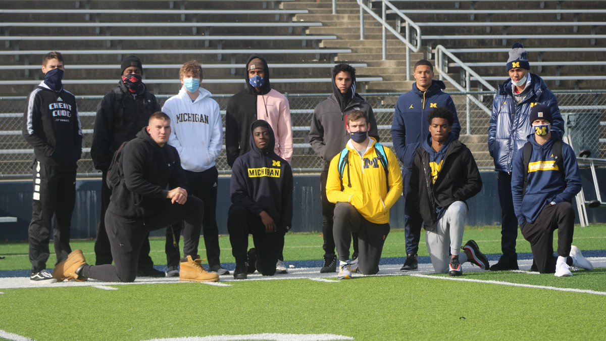 "He's everything you look for in a QB"

Michigan commits are extremely thankful for their future quarterback, JJ McCarthy (<a href="/jjmccarthy09/">J.J. McCarthy</a>). They share why here (FREE) #GoBlue. michigan.rivals.com/news/michigan-…