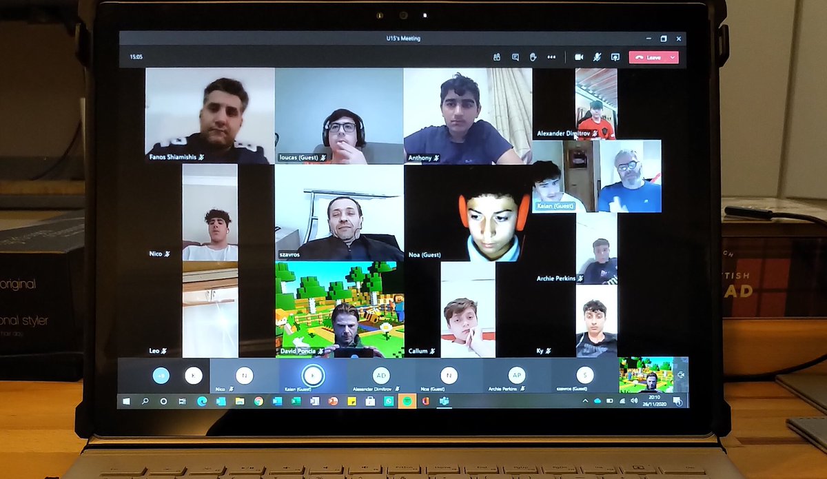 Daveyp1180's tweet image. @OmoniaYouthFC U15 Gold's training tonight! Guest speaker giving the boy's a talk about the power of "Self Talk" @power_ray @DanAbrahams77 you guy's would have loved it! ⚽ #coachdevelopmentprogram #weonlydopositive #coaching #development #inspire