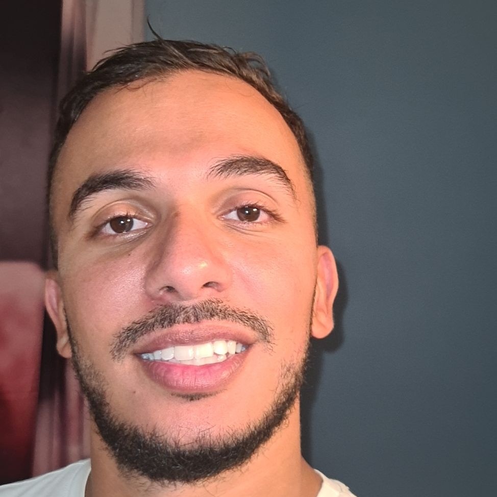 Dingue2fou's tweet photo. #NouvellePhotoDeProfil https://t.co/zbTiJQmwQ2
