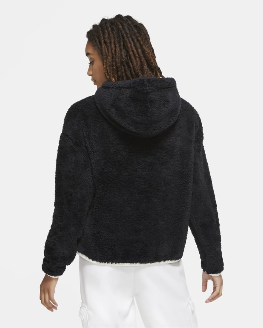 solefed's tweet image. Ad: SALE $44.78 + Free Shipping with code SHOP20 - Women's Nike Sportswear Fleece Hoodie. Retail $70 

bit.ly/3pT7DcU
