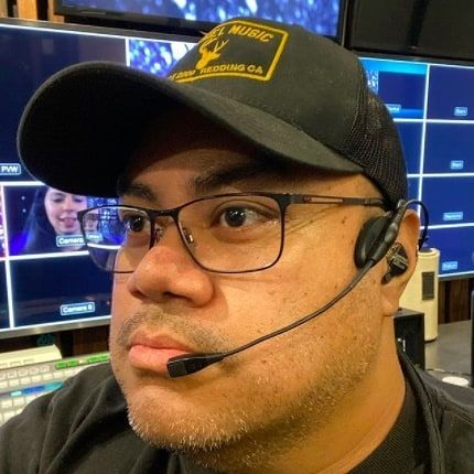 PSA_audio's tweet photo. What are you grateful for today? At Point Source Audio, we are grateful for the incredible people who make our products shine, from artists to the broadcast team, and everyone in between. Thank you!
#Thanksgiving #givethanks #broadcastvideodirector #PointSourceAudio https://t.co/UMWvuiQBEJ