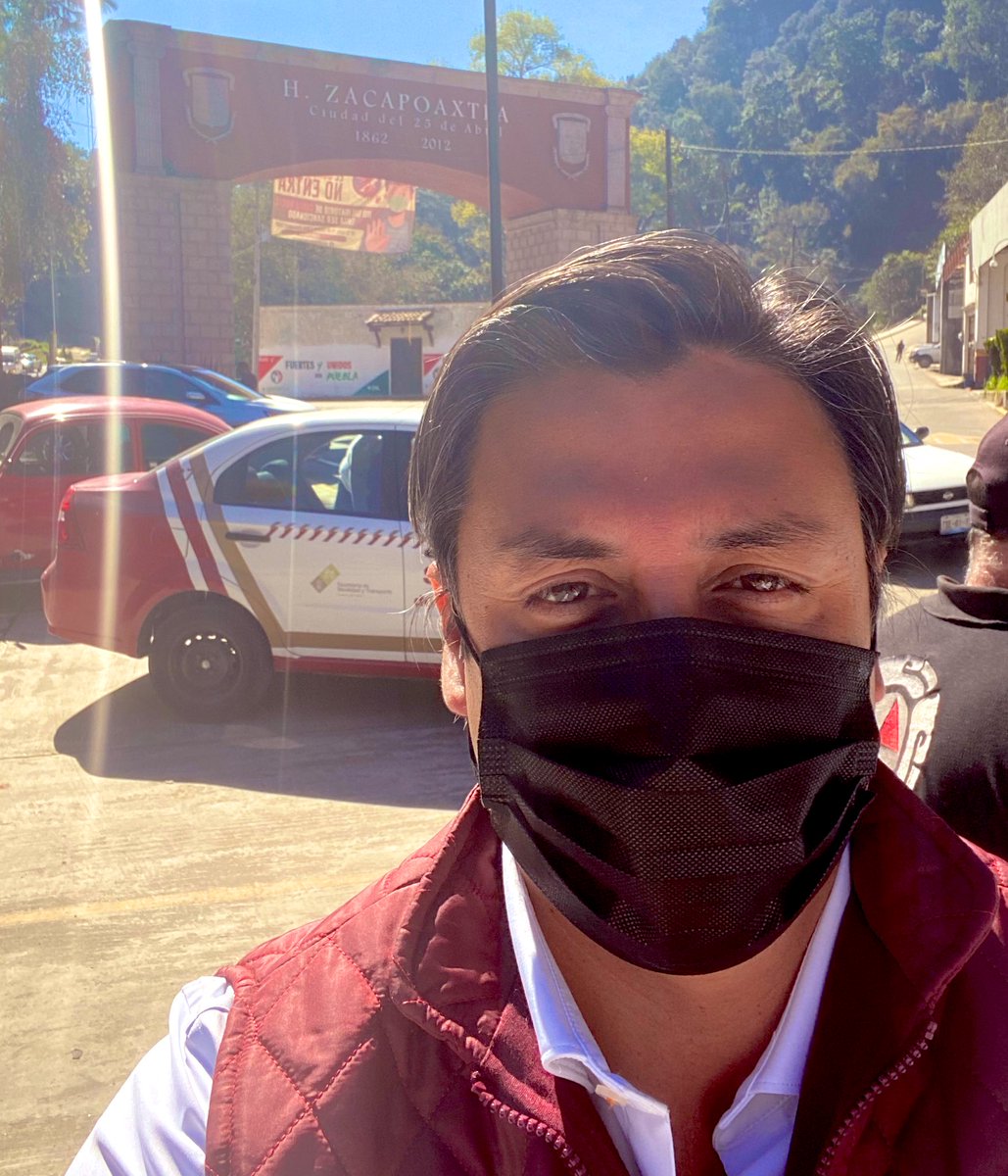 YassirVa's tweet photo. #Modernizacionenmarcha 🚌 | El día de hoy nos encontramos en #Zacapoaxtla, en la Sierra Nororiental. Nos reunimos con concesionarios  de la región para evaluar los avances  en modernización del #TransportePublico, combate al pirataje  y transporte irregular.  #Puebla @MTGobPue https://t.co/IyU3Cjkha8