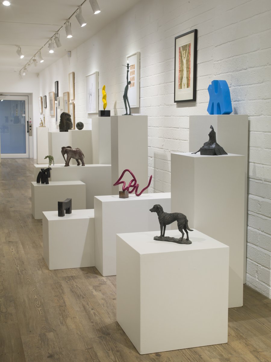 GalleryPangolin's tweet photo. We are opening our doors again from Wednesday 2nd December! Contact the gallery to book your viewing appointment (under tier 2 guidelines) of our Christmas Cracker! exhibition! We look forward to seeing you. #openingagain #2nddecember #christmascracker #shoplocal #Cotswolds https://t.co/CdY2PBgOQ4
