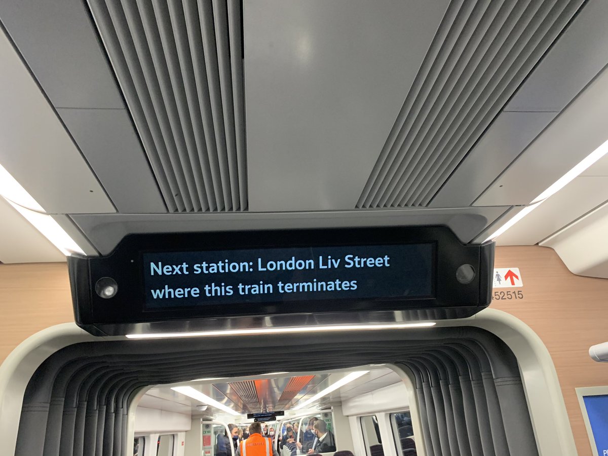 Zeldieralt's tweet photo. First day of @greateranglia Class 720s in service, a massive upgrade in comparison to their old class 321s https://t.co/rHCR27olIn