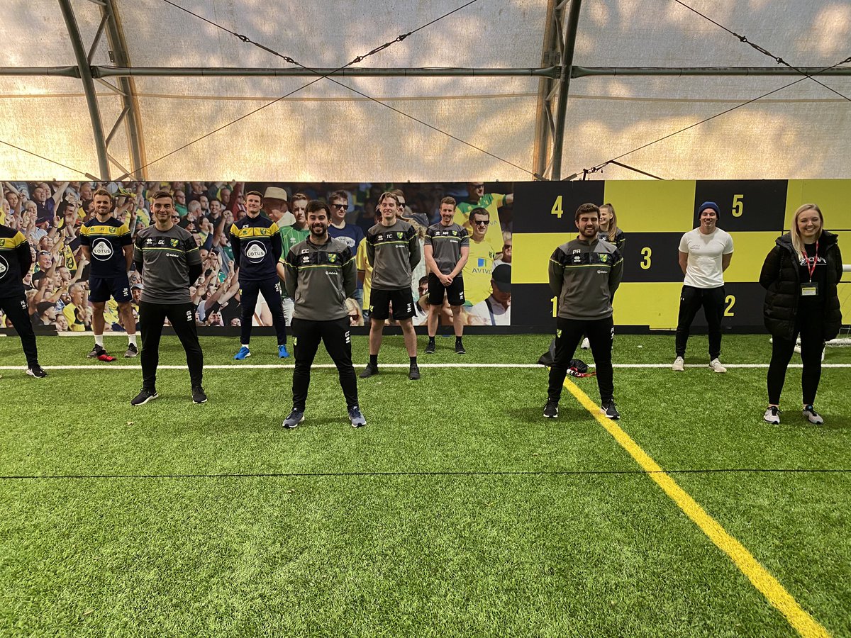 EatSleepTrain_'s tweet photo. Today I had lots of fun with these guys. 

Theory on “Reducing the cost of running”

A great lunch 🥙 

Then a quite impressive practical session if I say so myself. Never have I coached such an athletic group of staff. 

@NorwichCityFC 

#samearmsameleg https://t.co/fuRZuVrpHi