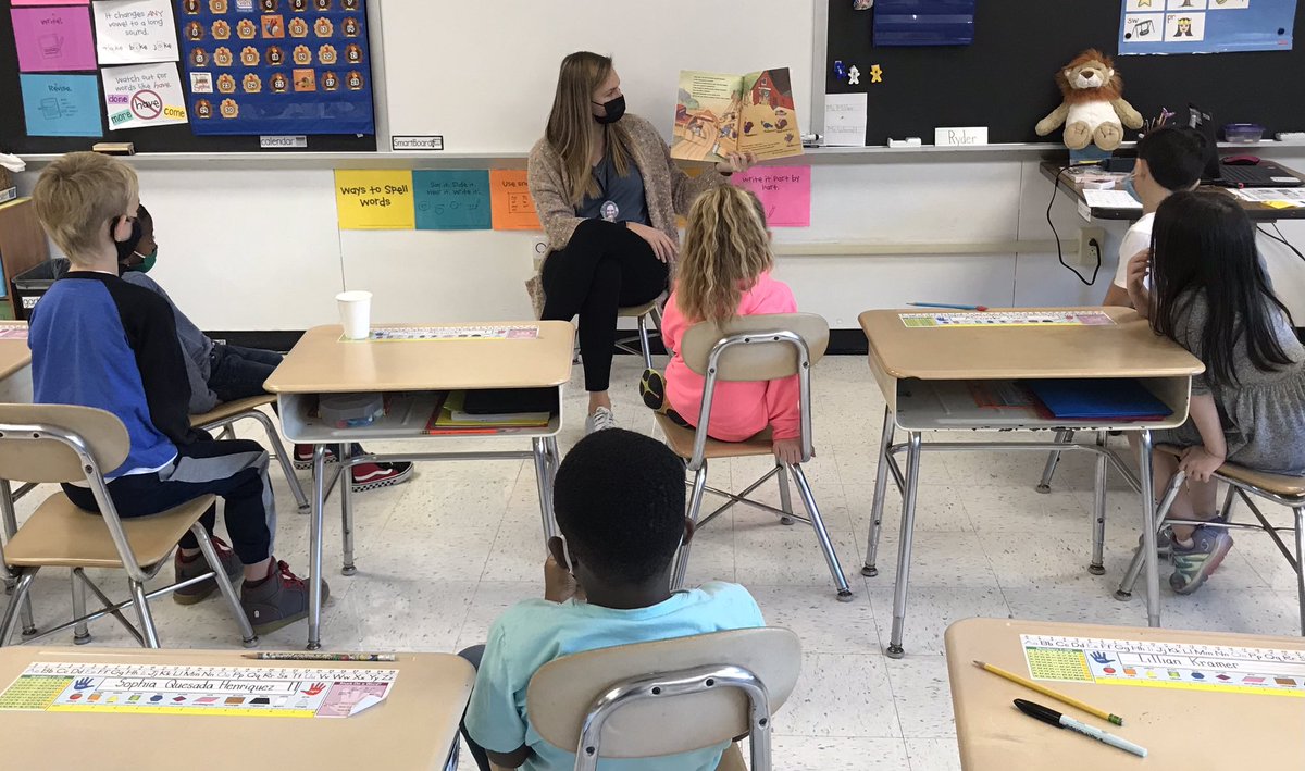 Miss_Worrell's tweet photo. I am truly thankful for @MTL_CS_Miller1 and Miller’s munchkins every day!! They are such a blessing💕 https://t.co/4Q5XH88824