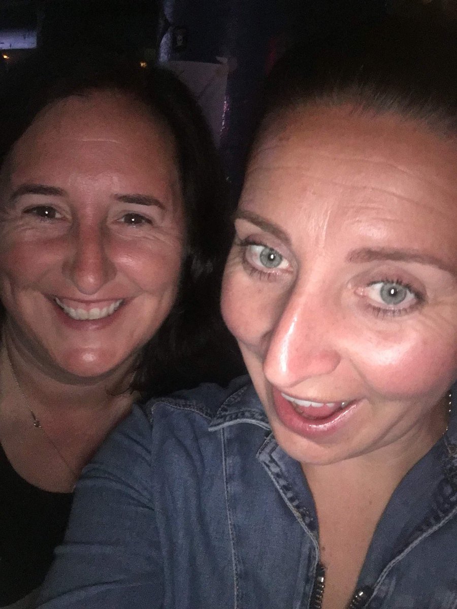 sallyneed3's tweet photo. Happy Thanksgiving ๐ฆ๐บ๐ธ@SarahRo72551519 @TraceyKevins @Quigsie Missing you all this year and hoping to be back celebrating with you next year. Thankful for our times together and friendship, hope you all have a great day with loved ones ๐๐ผโค๏ธโค๏ธ๐ #NFL #memories #3rdhome https://t.co/qTUxSqNfAI