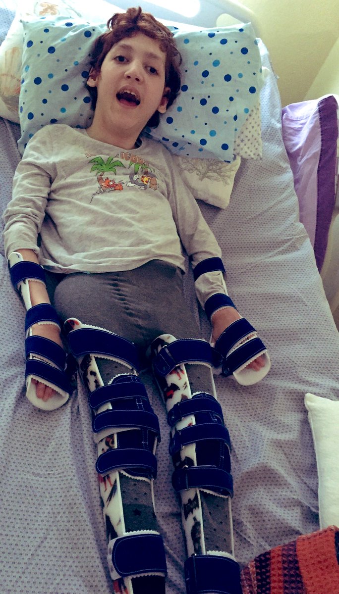 syilmaz_1907's tweet photo. Allah, yaralı yerinden çiçeklendirecek..🌷
yeni cicilerimiz 🤓🤓
#robotadam
#melek
#sevgiengeltanimaz
#hayirlicumalar https://t.co/ZWxYVeGVQa