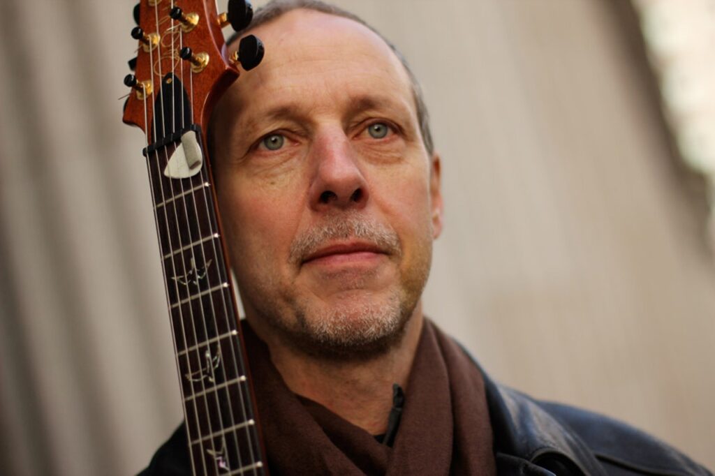 Latest show: Songs of Thanksgiving with music by @PeteWyer, feat. @crossingchoir, based on Mohawk thanksgiving ceremony; hazy piano by #LizHarris aka #Grouper (<a href="/krankyltd/">krankyltd</a>), and large ensemble music of gratitude by guitarist/composer <a href="/joelharrisongtr/">Joel Harrison</a>: newsounds.org/story/4435-son…