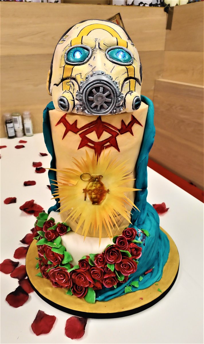 2K_UK's tweet photo. Today is also #NationalCakeDay, which seems like a perfect opportunity to throw it back to last year's #Borderlands3 launch when we got sent this marvellous specimen. 💀🎂

It was delicious 🤤 

#cakemeout #cakeonme #cakingbacksunday #undercaker #cakingbad #cakingmyheart https://t.co/AdMiKDnDnE