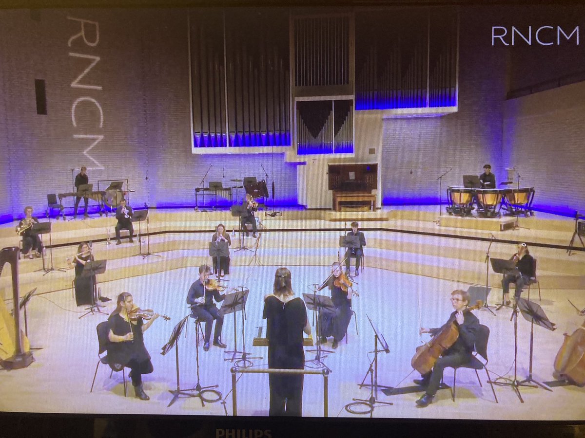 Just a snippet of what to look forward to in this evening’s #LivefromtheRNCM with ⁦@CVansoeterstede⁩. Guesses for what we close out the show with? It’s another ⁦@IainFarrington⁩ and they all seemed to be concentrating very hard in the tech run... ⁦@RNCMvoice⁩