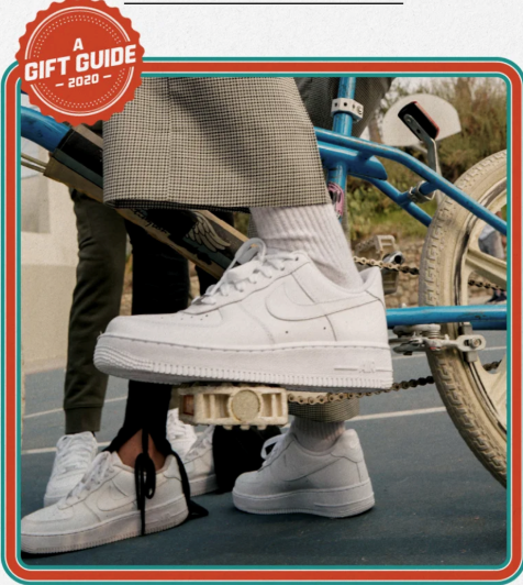 SOLELINKS's tweet photo. Ad: 2020 Foot Locker Gift Guide

SHOP => https://t.co/5HX9sC0bLC

Teamed up with @footlocker to give away $150 gift card - will pick winner 12/5

RT to ENTER🤞 https://t.co/GqGXJ5UF6C