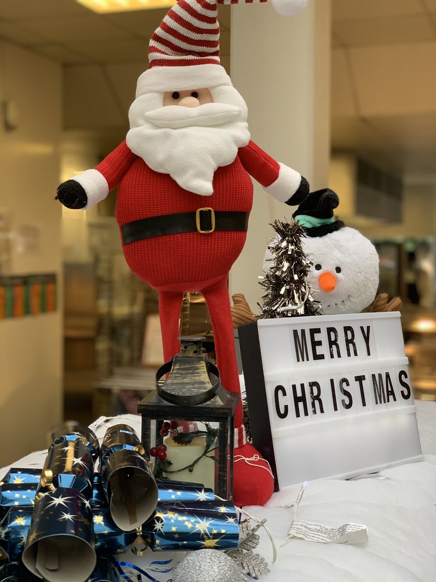 Donovanpaterson's tweet photo. It’s beginning to look a lot like Christmas here @LatymerUpper #Christmas2020 #tistheseason #ChristmasIsComing @soubie2002 @ChartwellsInd @AnkitPuri1980 https://t.co/kOUpIQGDsF