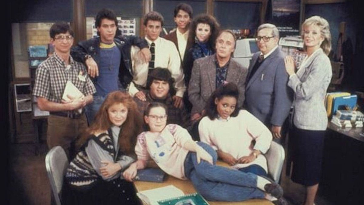 lacosacine's tweet image. Se viene el reboot de #HeadOfTheClass.
lacosacine.com/tv/hbo-max-anu…