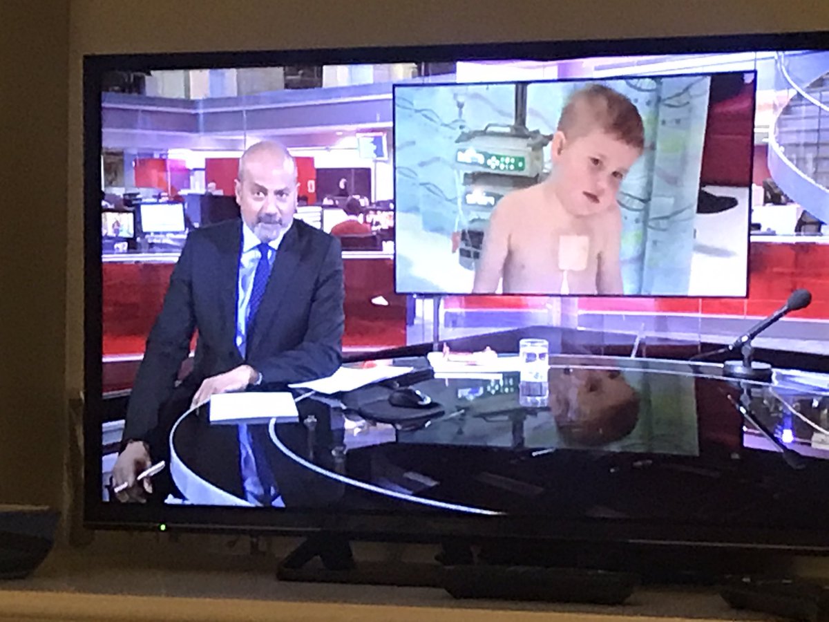 Robin Walker tweet media