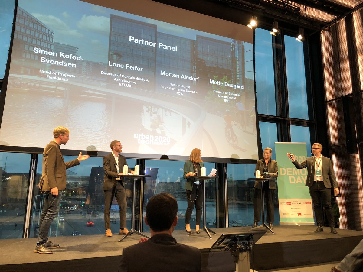 MoeskaerM's tweet photo. It’s a wrap! Another intense #urbantech program culminated in a hybrid &amp; covid-friendly Demo Day. Impressed by how much startups &amp; corporates can get done in 12 weeks. 💪🏽 We are proud to contribute. A big shout-out to the @_urbantech team for powering it all &amp; a nice show! 🌟🎥👏🏻 https://t.co/Xvincz3TeN