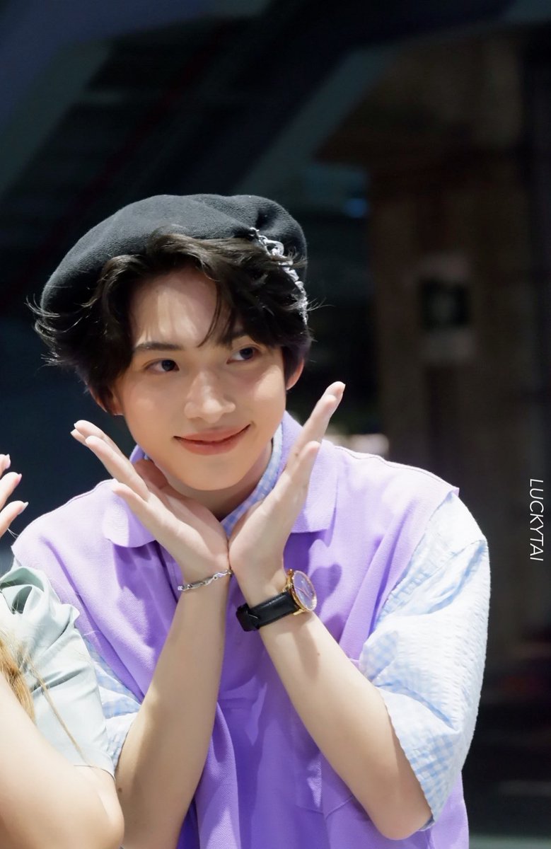 LuckyTAI_'s tweet photo. ก็คือน่ารักมุบมิ๊บมาก
@Tai_tnp มีแต่คำว่าน่ารักลอยเต็มไปหม๊ดดดด ♡´･ᴗ･`♡

#taitnp
#taithanaphat 
#โอโซนของโอไต๋ 
#โอว่าดีไต๋ก็โอเค https://t.co/fBYa2P7PuX