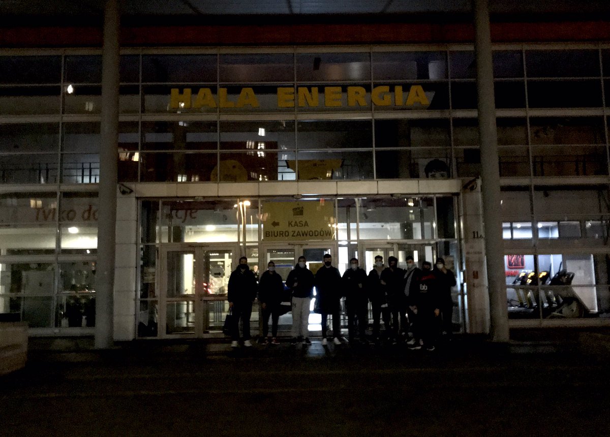IBBPoloniaVC's tweet photo. Reached the destination! Let’s the training camp before @CEVolleyball Cup begin 💪😍! @_SkraBelchatow_ - many thanks for the inviting and hosting us!

#GoPolonia #ilikeibb #GoSkra https://t.co/pa9goIqG8x