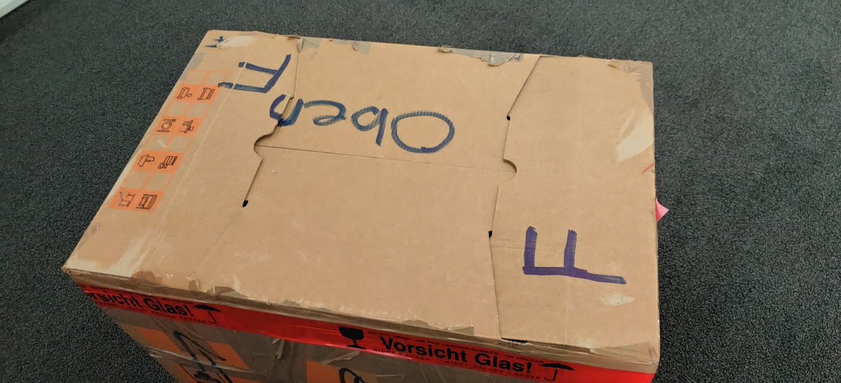 primeforcegroup's tweet photo. Christmas Party at times of a pandemic at Prime Force Home Office.
Today arrived a package with many smaller packages and instructions.
Some of them should stay in the fridge until tomorrow.
I'm curious. https://t.co/tpMUSiSl6I