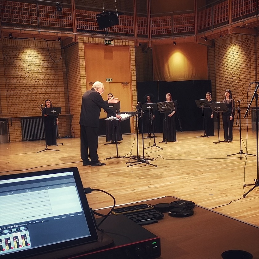 excathedrachoir's tweet photo. We had a wonderful day yesterday recording "Ex Cathedra: Our First Love" ready for you to watch on Sunday 4pm via @idagio_official. 

Make sure you have a ticket for €10 and re-watch as many times as you like until 13 Dec: https://t.co/5DdulAimnZ https://t.co/L7N7zI6dka