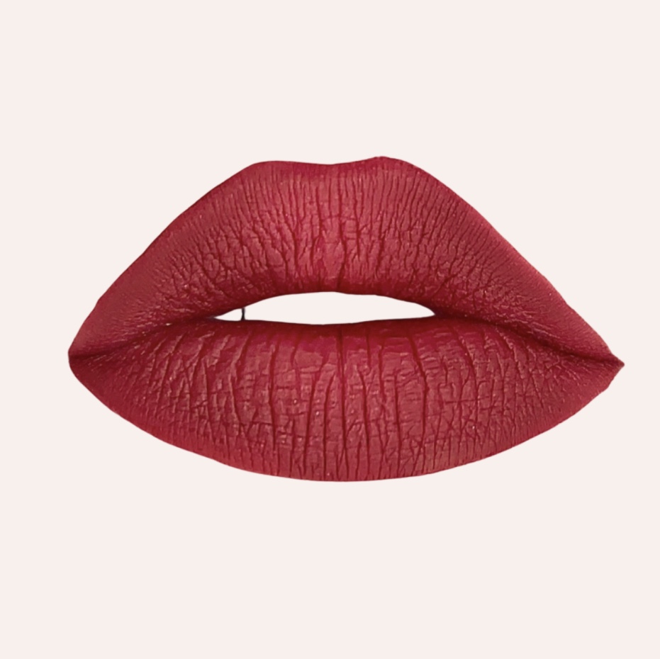 WinnieBeauLDN's tweet photo. Let’s talk about LOLA the perfect red #lipstick for the approaching Christmas period AND she will be in our Big Beaus Friday sale! Our liquid lipsticks are 100% mask proof! 

THE COUNTDOWN IS ON! Set your alarms!!

#winniebeaulondon 

💄 #makeup #instamakeup #cosmetics https://t.co/hLWoiIKaRP