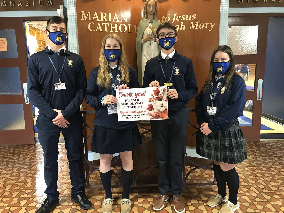 Marian_CathHS's tweet photo. #MarianFamily Happy Thanksgiving from Marian Catholic High School and our 49 St. Jerome Regional School alumni! Thank you for the foundation of an outstanding education that allows our Marian Catholic students to thrive and succeed! #WeLoveOurPartnerSchools #StJeromes 💛💙🙏✝️🦃 https://t.co/8TuDh58C2B