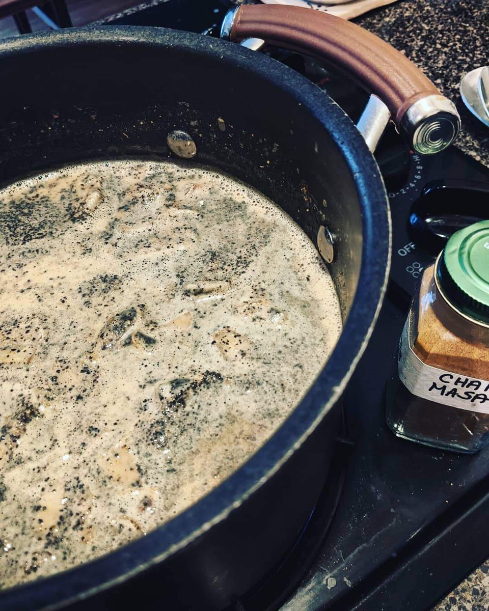 majorajay's tweet image. Every Thanksgiving calls for a vat of piping hot chai. #thanksgiving #chai #desiproblems