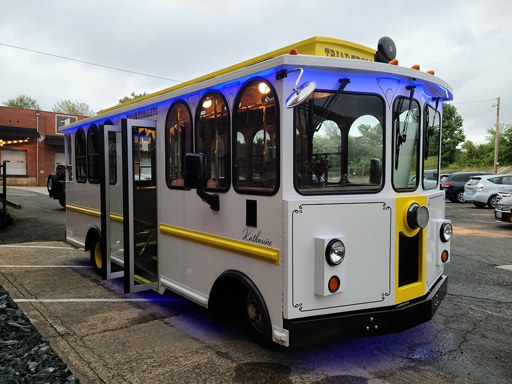 PiedmontLocal's tweet photo. New to the Triad: Triad Trolleys
The novel local folks @ TRIAD TROLLEYS have done it again…. they have launched a unique Trolley Tour for GREENSBORO Visitors &amp; Locals alike! Partnering with awesome information... https://t.co/GUfkITBO3a https://t.co/iY1AnRcYBS
