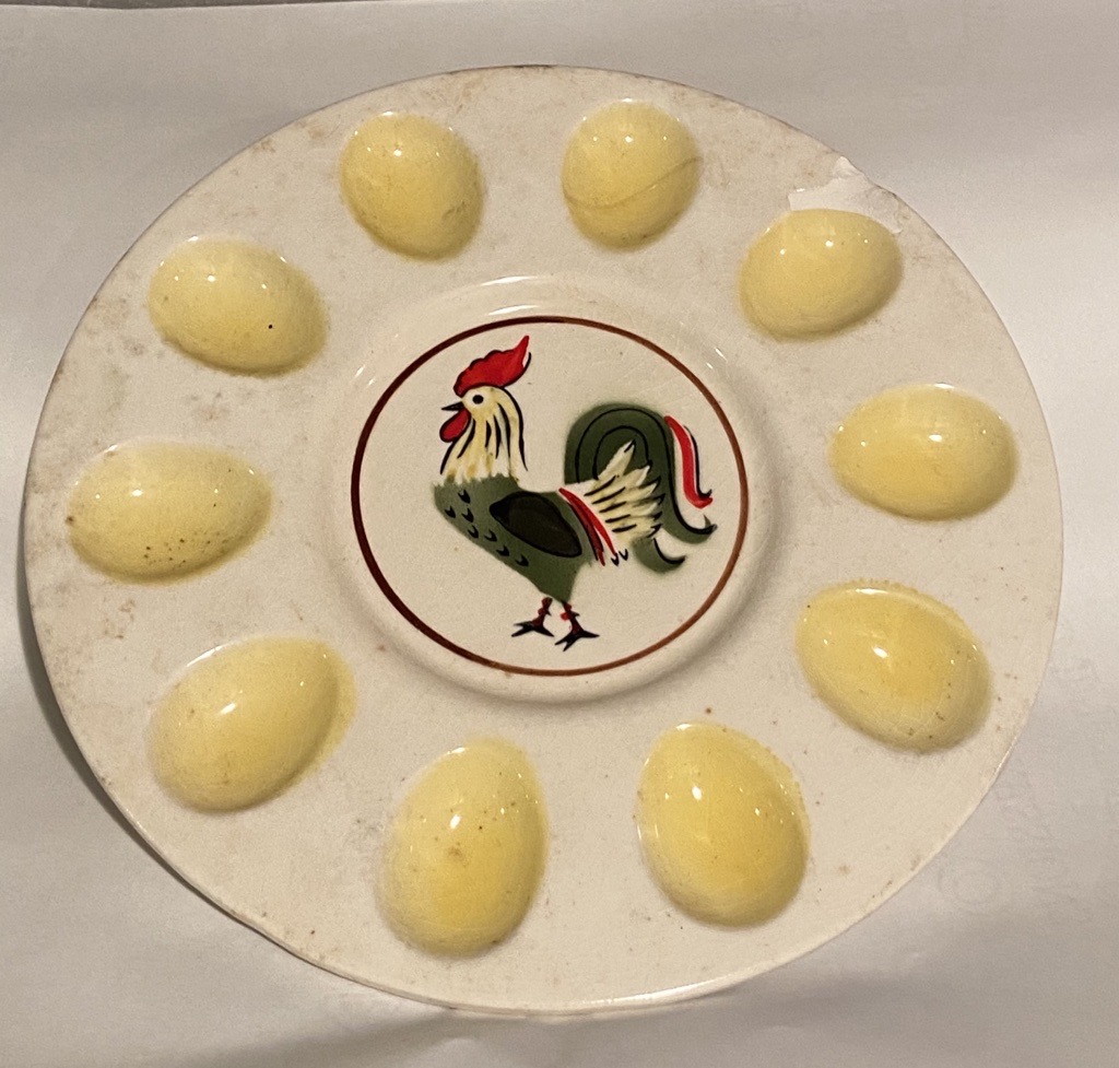 McKissickMuseum's tweet photo. As we gather together (with safety in mind) to give thanks, we're reminded of the recipes that have been Thanksgiving staples. Many families even have special dishes to commemorate these tasty treats, like this egg dish from Mrs. Caroline McKissick. 🦃 #CollectionConnection https://t.co/XAgKxg7nUo