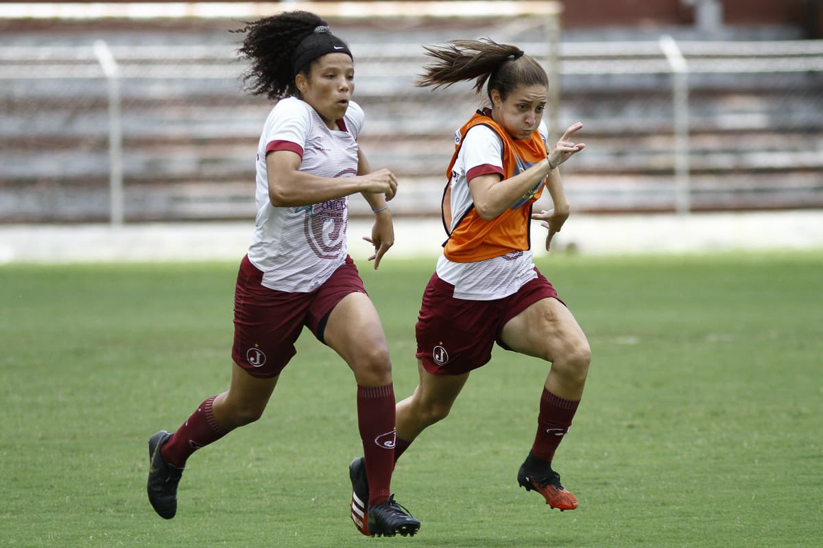 Confira as fotos oficias da equipe feminina da Juventus - Gazeta Esportiva