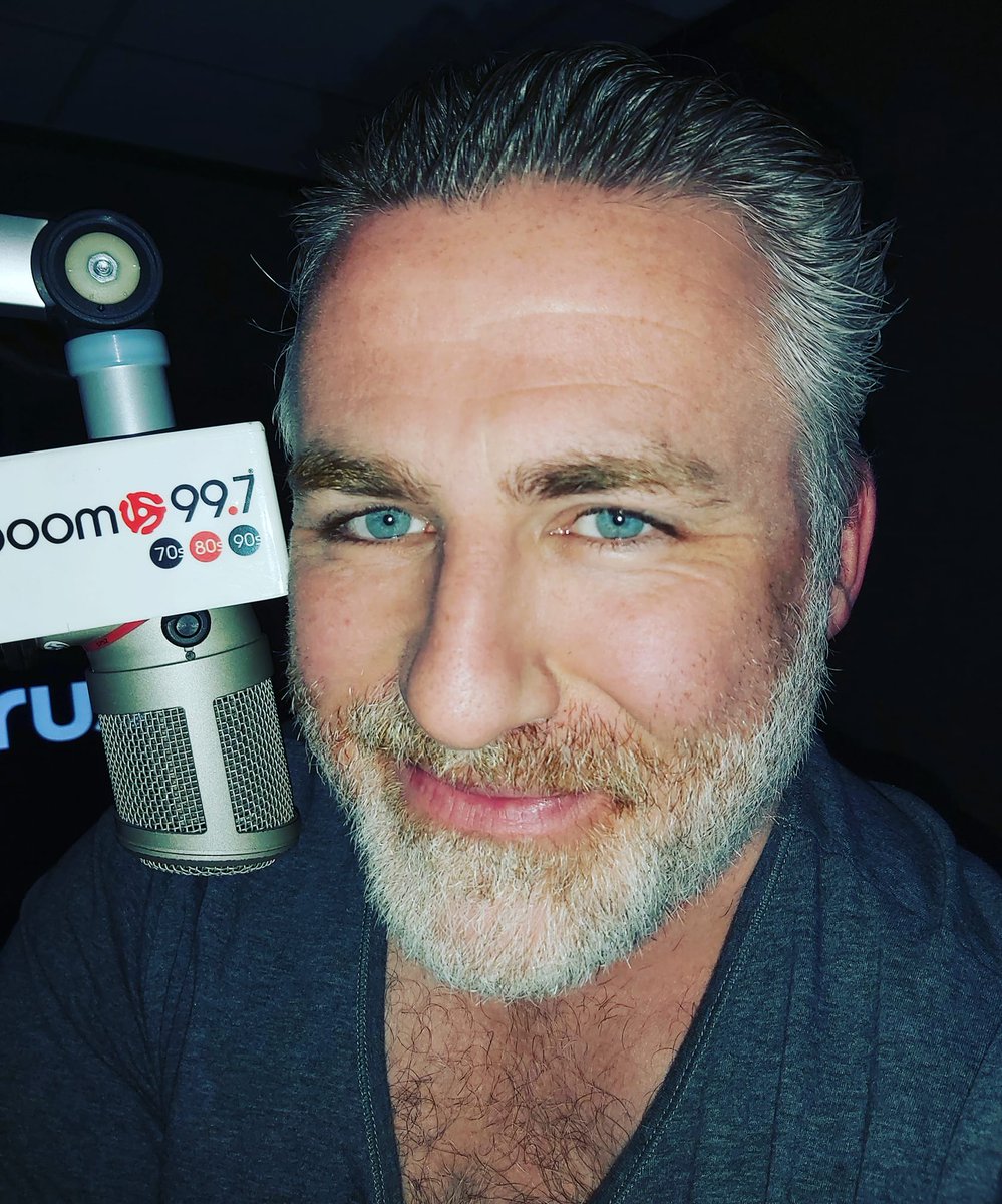 dylanblackradio's tweet photo. PLZ RT - DAY 26! $5070 raised this fall! And this month I'm taking part in #StacheForCash to assist the @OttawaCancer. I'm growing a Novembeard! I'd really love your support. Please click this link if you are able to make a donation. Thank you! #Ottawa
https://t.co/PX4loO1e7e https://t.co/swaAcPy1Pi