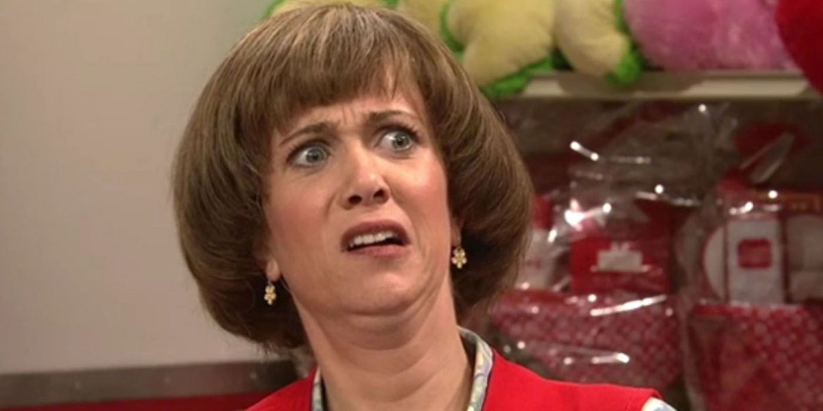 screenrant's tweet photo. SNL: Kristen Wiig Returning To Host Final Episode Of 2020 https://t.co/6MSi60ZeE0 https://t.co/glKOVTYyB7