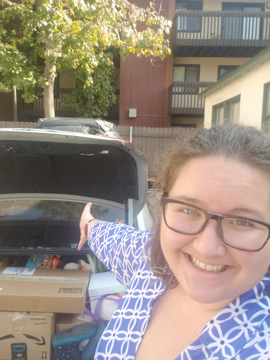 LivWithoutLimit's tweet photo. Our road trip to the East Coast (#RT2EC) is almost underway! Don't let the smile fool you; I'm panicking! https://t.co/orJNMuh9k7