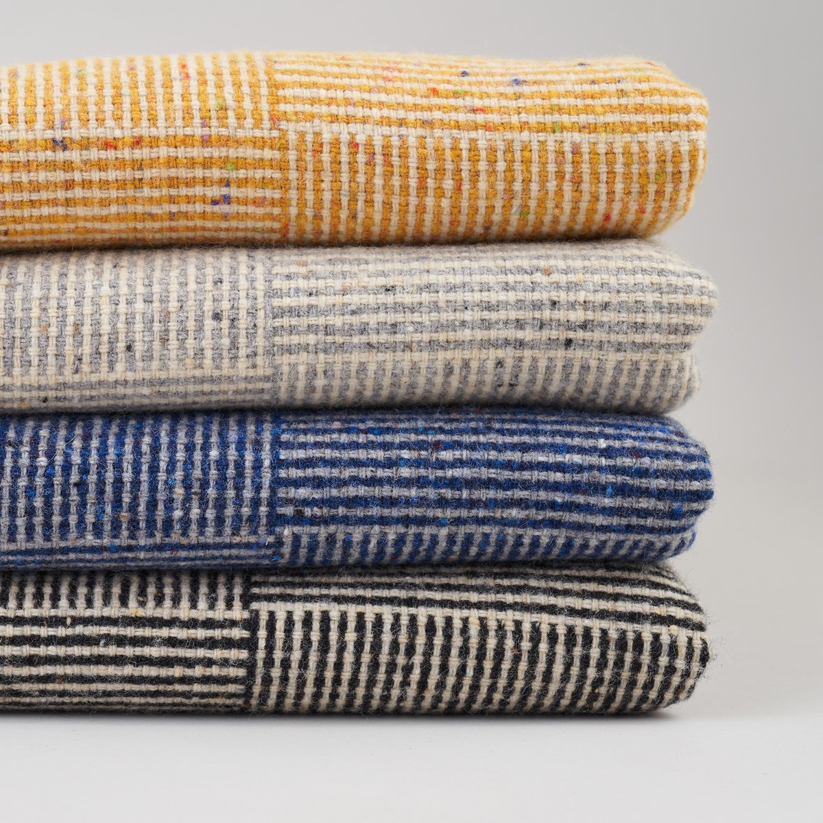 To celebrate the start of the Christmas buying season we are giving 15%off on our website through to Tuesday 1st Dec with Discount code 'BFCM15' 
molloy-sons.myshopify.com
#donegaltweed #madelocal #wearingirish #shoplocal #irishgifts