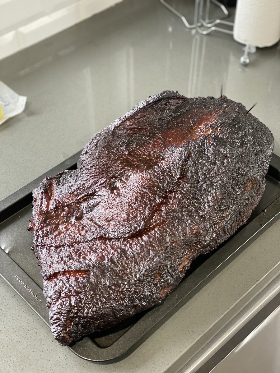 BroBroFRESH's tweet photo. Let ‘em rest for a lil bit..
#MEATPRODUCT https://t.co/SAXGyZHRxB